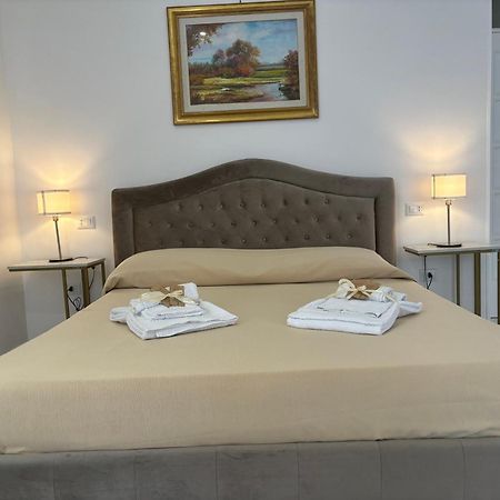 Tina'S Room Santa Maria di Castellabate Luaran gambar